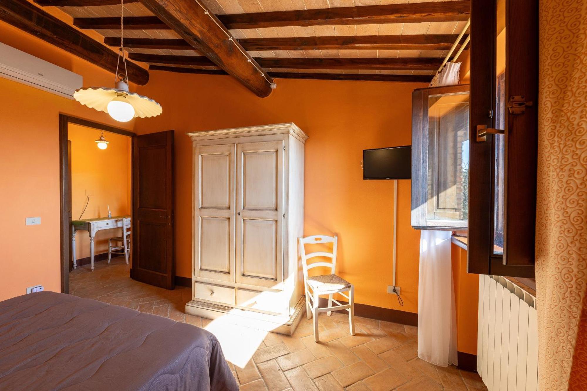 Agriturismo Fraschetta 蒙塔尔奇诺 外观 照片