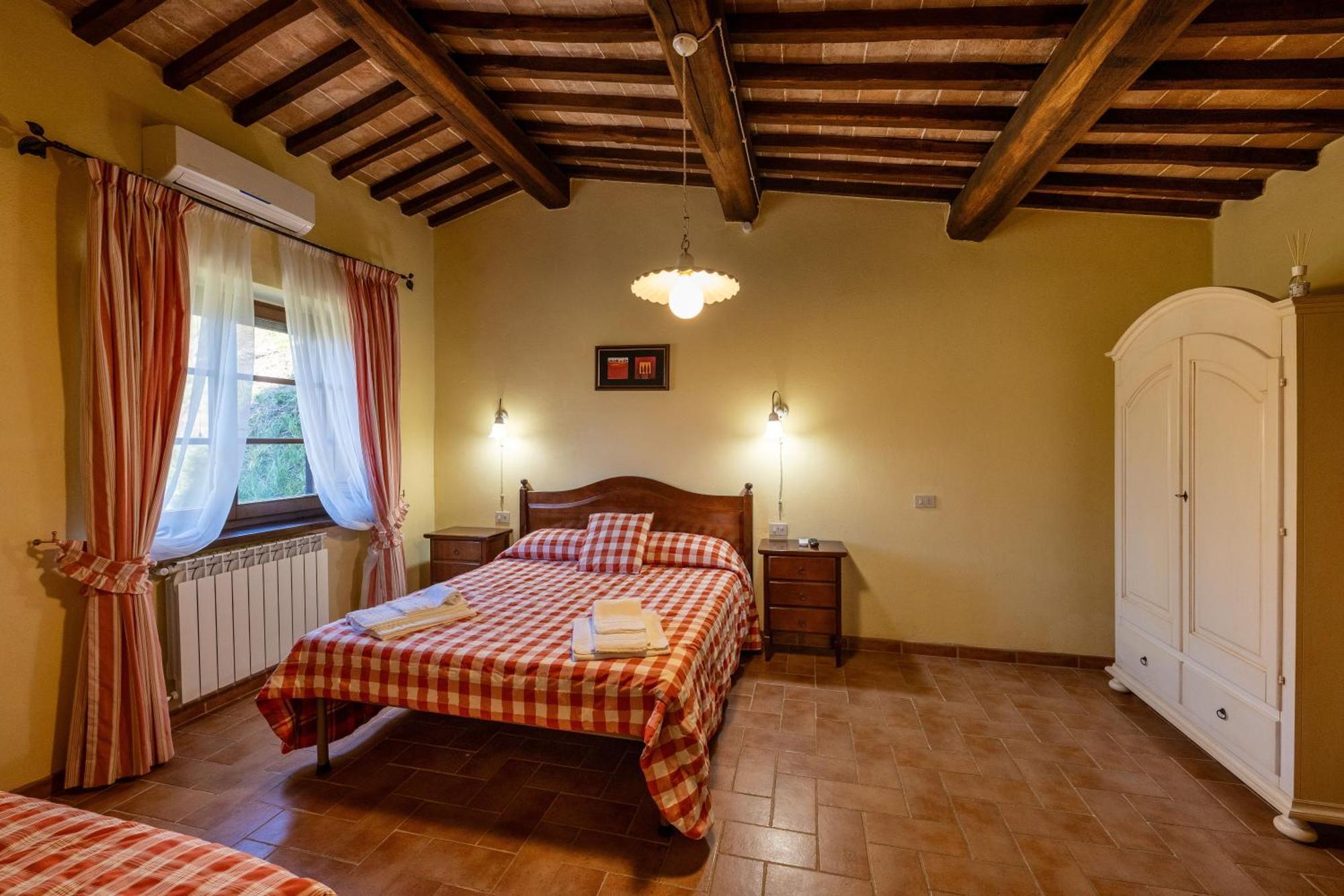 Agriturismo Fraschetta 蒙塔尔奇诺 外观 照片