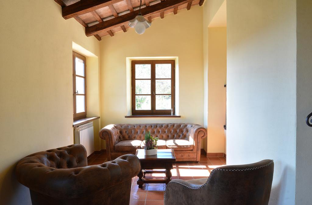 Agriturismo Fraschetta 蒙塔尔奇诺 外观 照片
