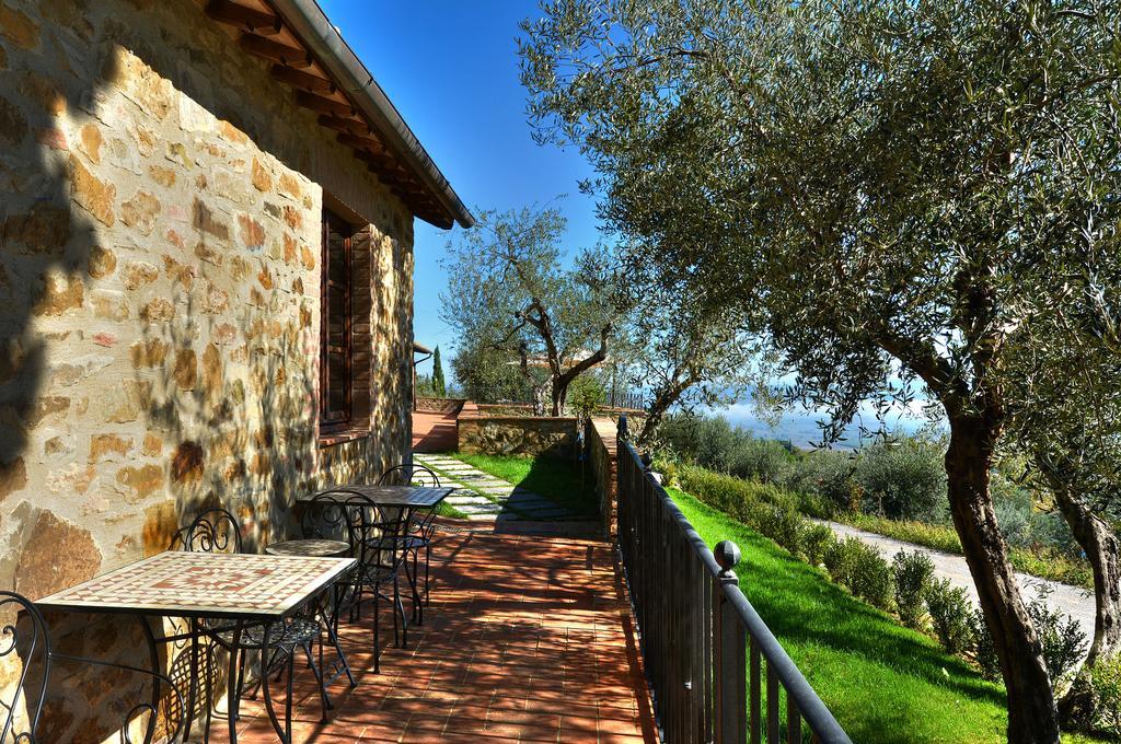 Agriturismo Fraschetta 蒙塔尔奇诺 外观 照片